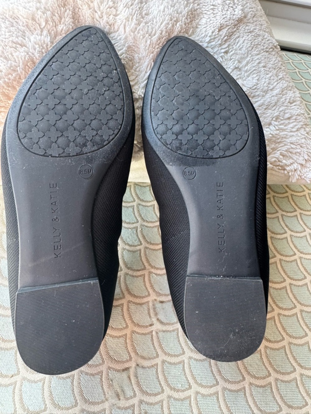 Kelly & Katie Maurene Black Ballet Flat Shoes from DSW Size 8.5 Medium - Picture 9 of 11